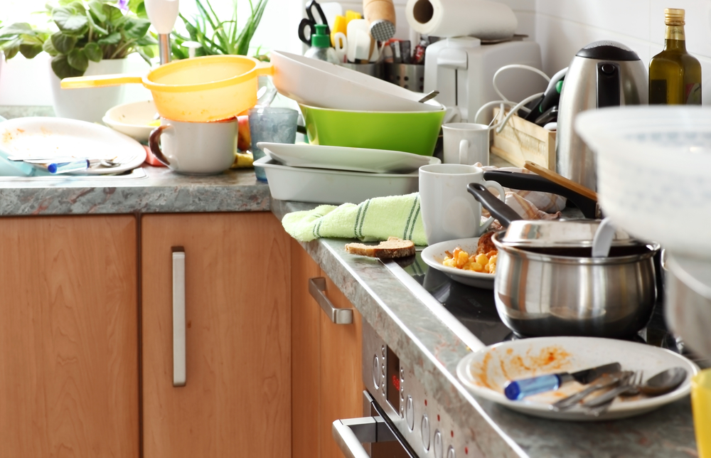 The Psychological Meaning Behind Leaving Dirty Dishes