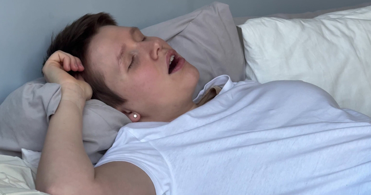 Why Your Mouth Feels Uncomfortably Dry Every Morning